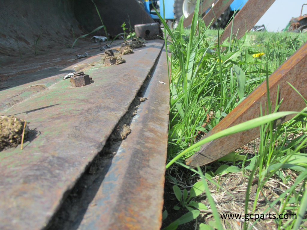 741 LOADER 7FT W/ GRAPPLE